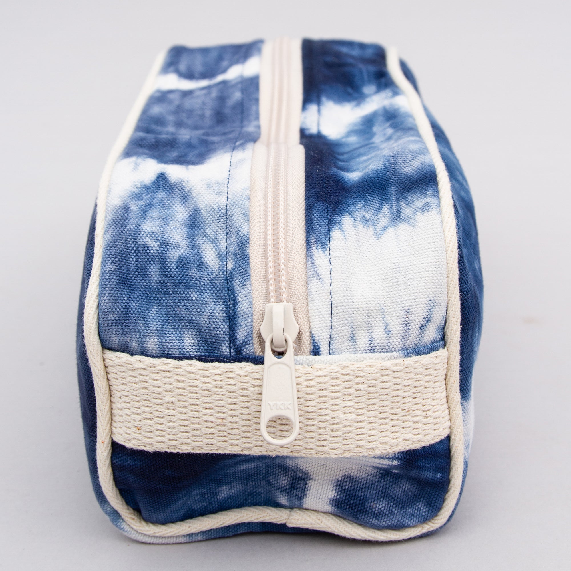 Toiletry bag - Shibori Blue zip